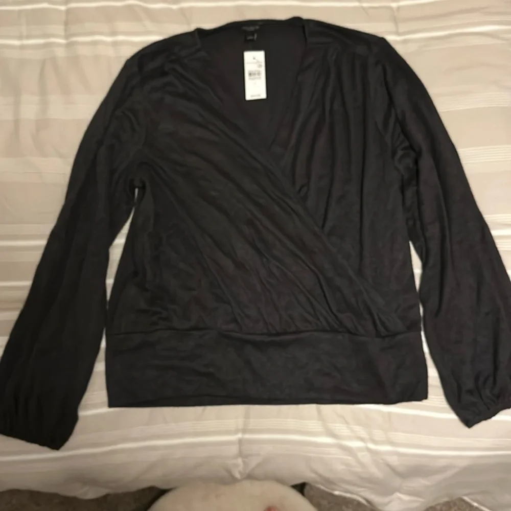 Sweater - Picture 1 of 3